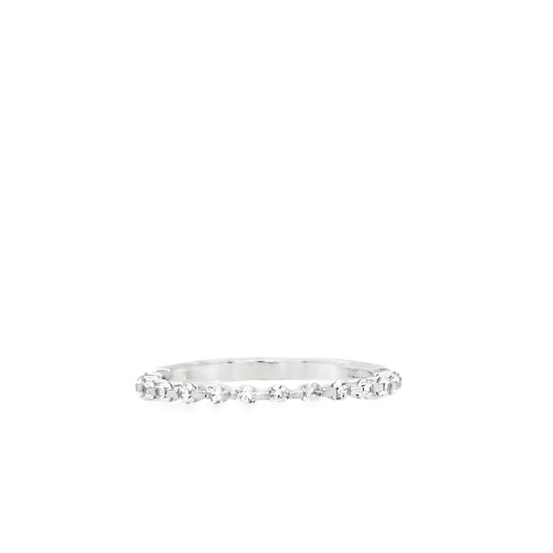 14kt White Gold Band With 16 Round Diamonds .25tdw