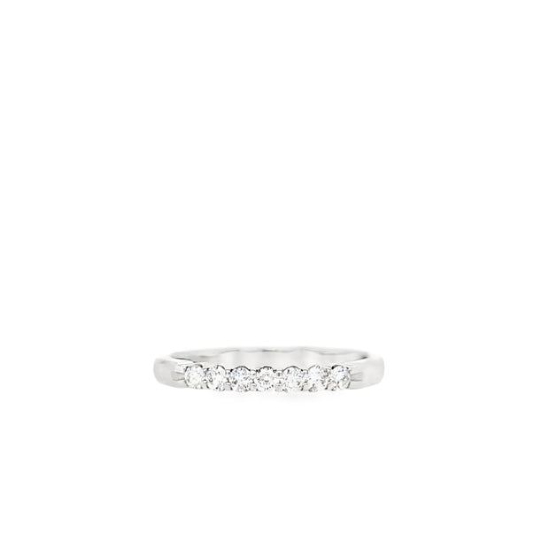 14Kt White Gold Diamond Band With 7 Share Prong Set Round Diamonds .23Ct Tdw FG SI3 I1