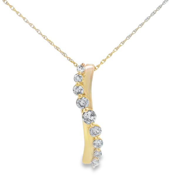 10kt Yellow Gold Pendant With 9 Round Diamonds .50tdw H/I I1