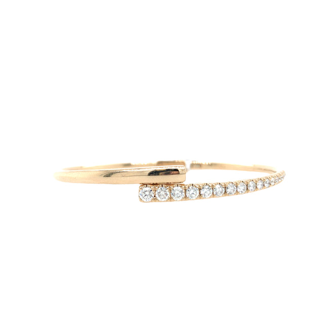 14Kt Yellow Gold Hingled Bangle Bracelet With 17 Round H/I Si1 Diamond