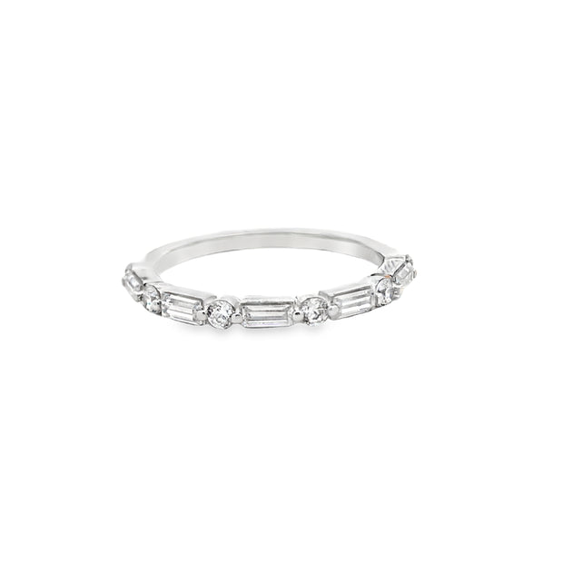 14kt White Gold Wedding Band With 6 Round Diamonds and 5 Baguette Diam